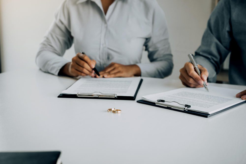 Как подать на развод? Как оформить развод? Что нужно для развода?