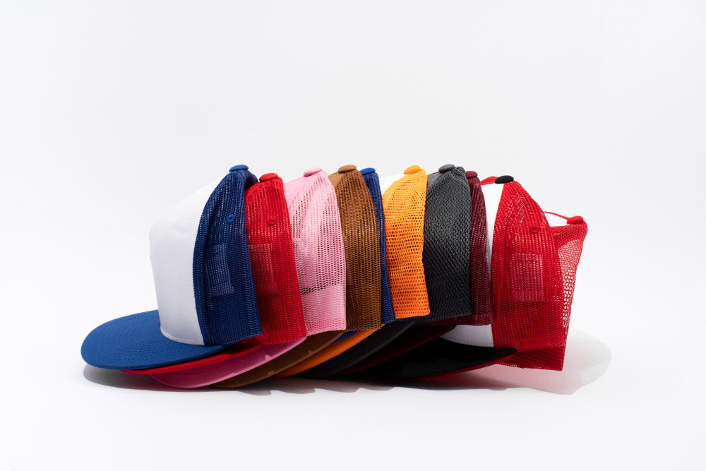 Как правильно стирать бейсболку: основные советы