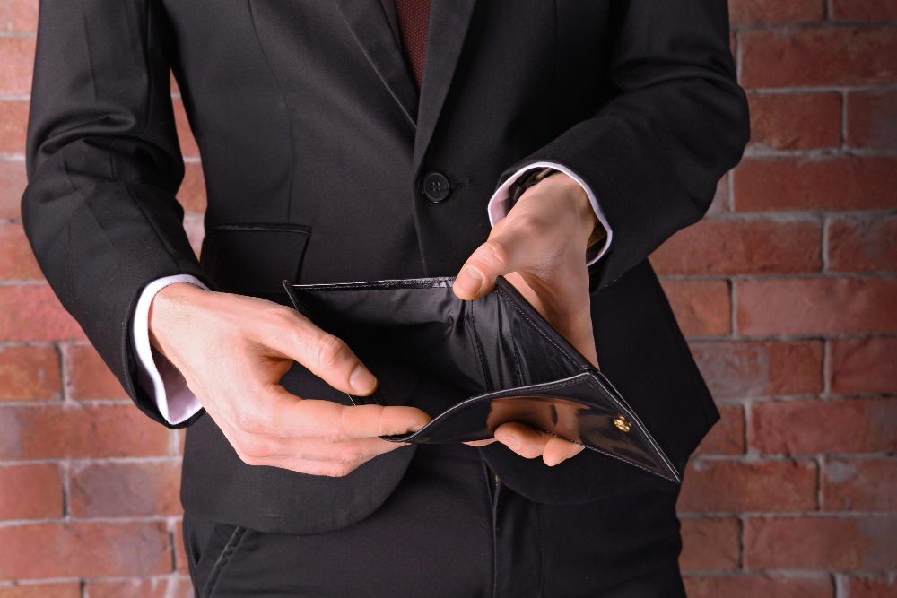 Списание долгов физических лиц через процедуру банкротства