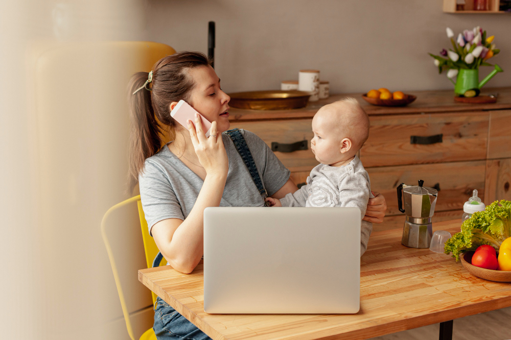 Алименты на жену в декрете - размер и судебная практика
