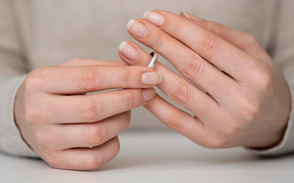 Можно ли подать на развод в другом городе?